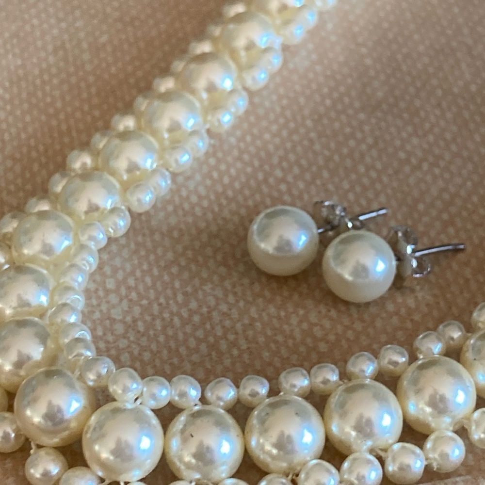 Vintage Avon Faux Pearl 3 Row Choker Necklace & Earrings Bridal Set Ivory